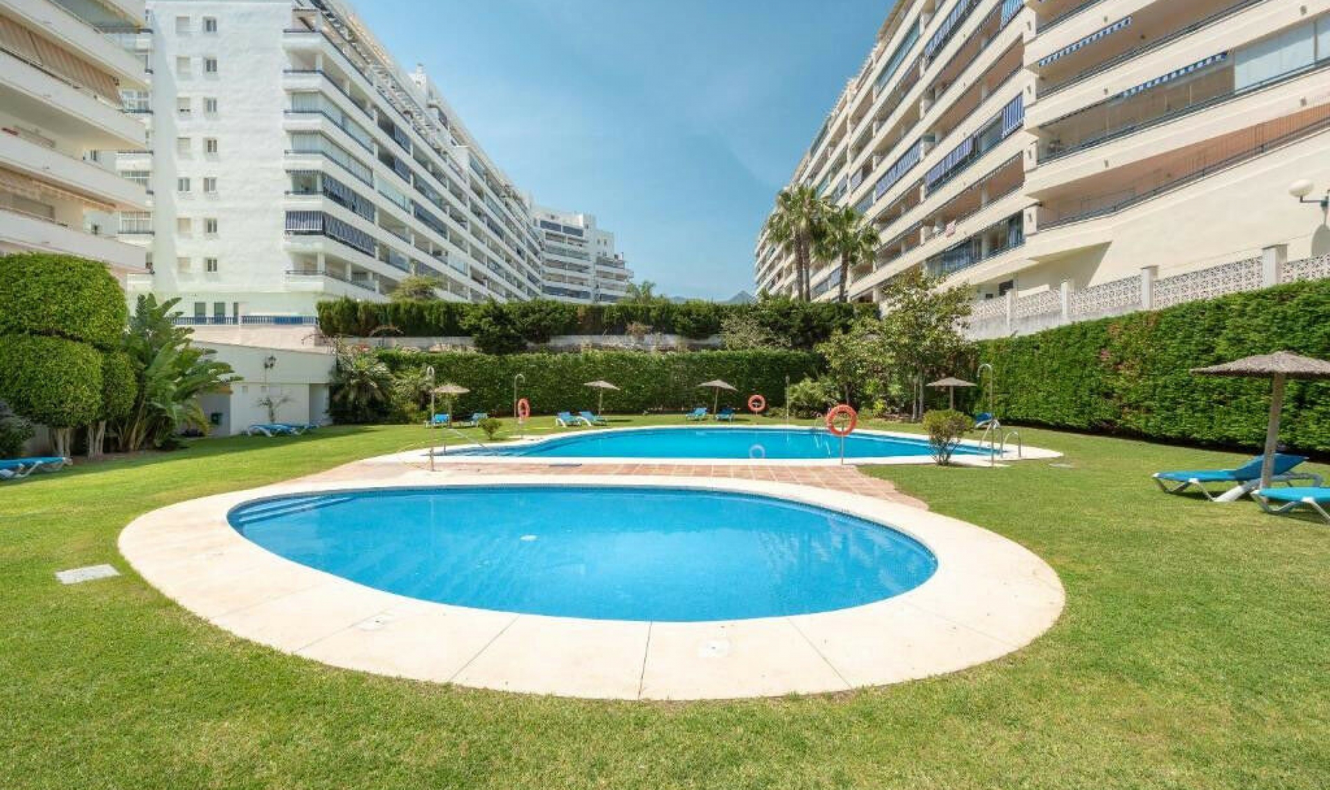 Resale - Apartment -
Marbella