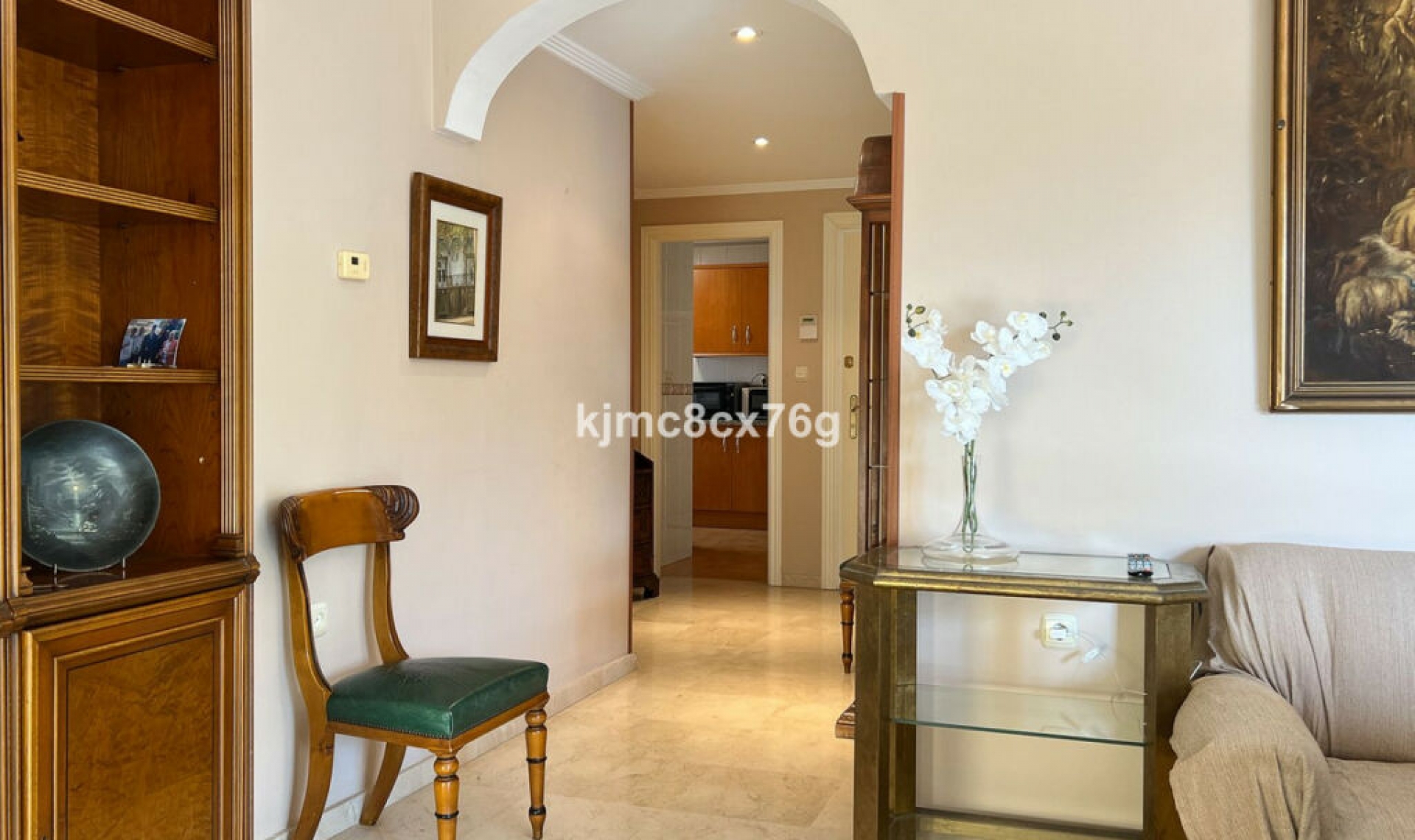 Resale - Apartment -
Marbella