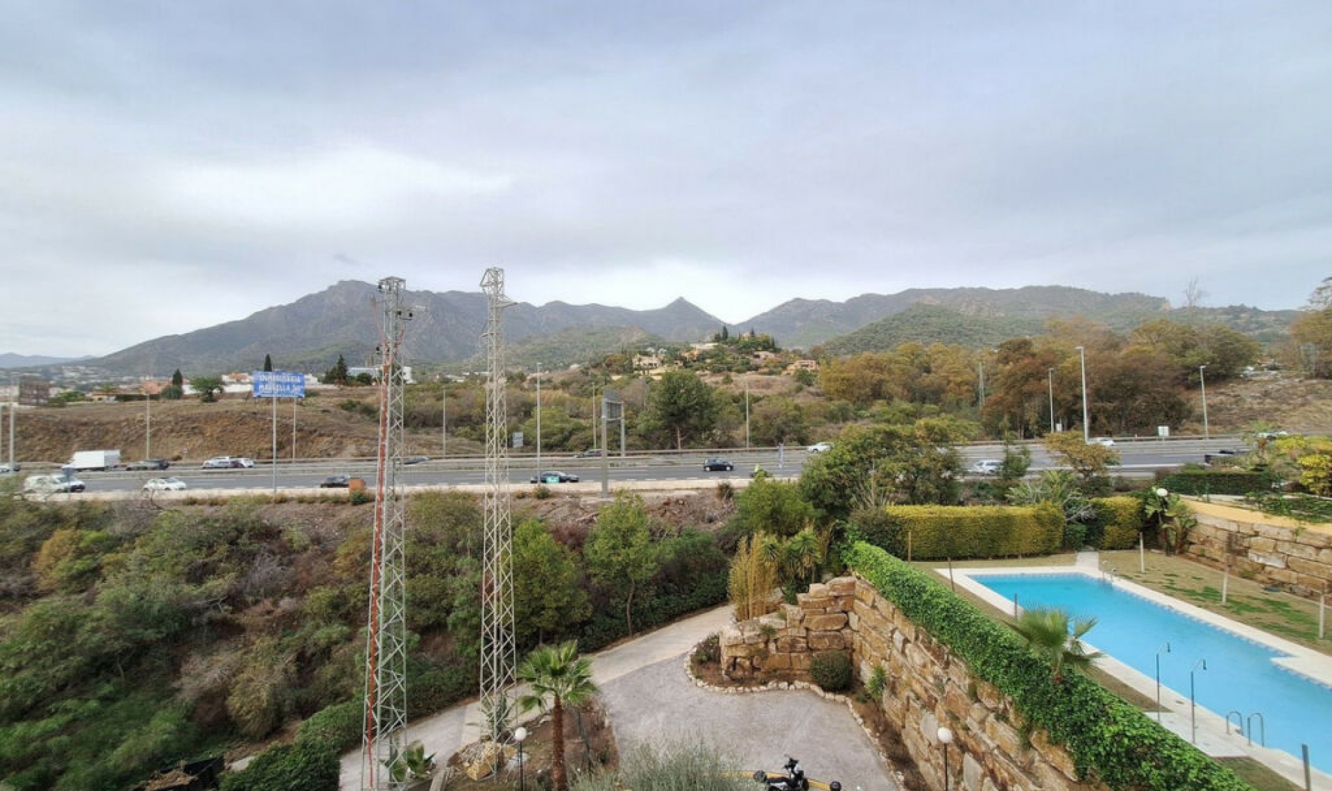 Resale - Apartment -
Marbella