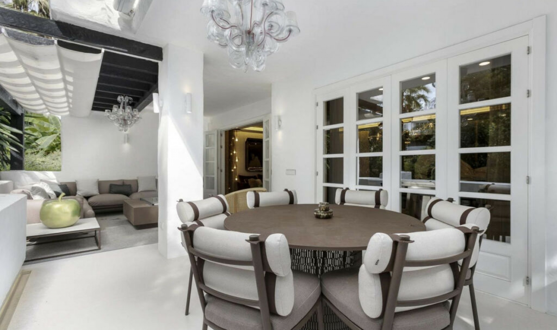 Resale - Apartment -
Marbella