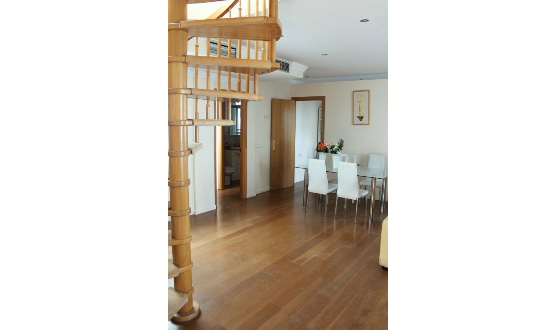 Resale - Apartment -
Marbella