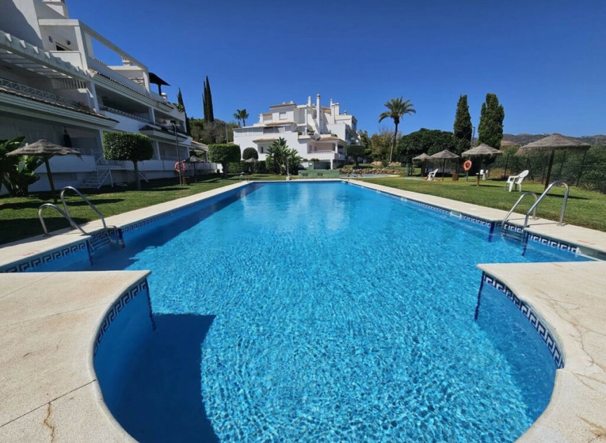 Resale - Apartment -
Marbella