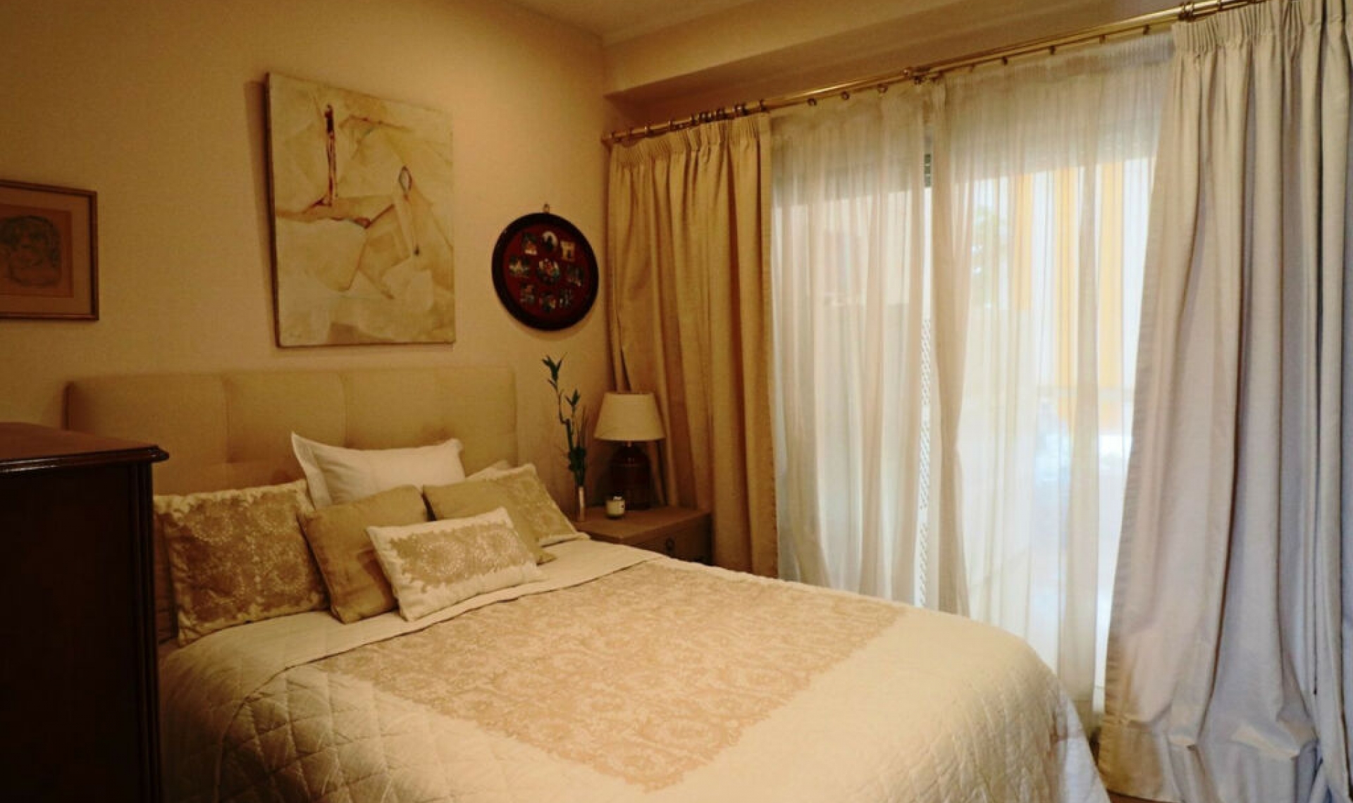 Resale - Apartment -
Marbella