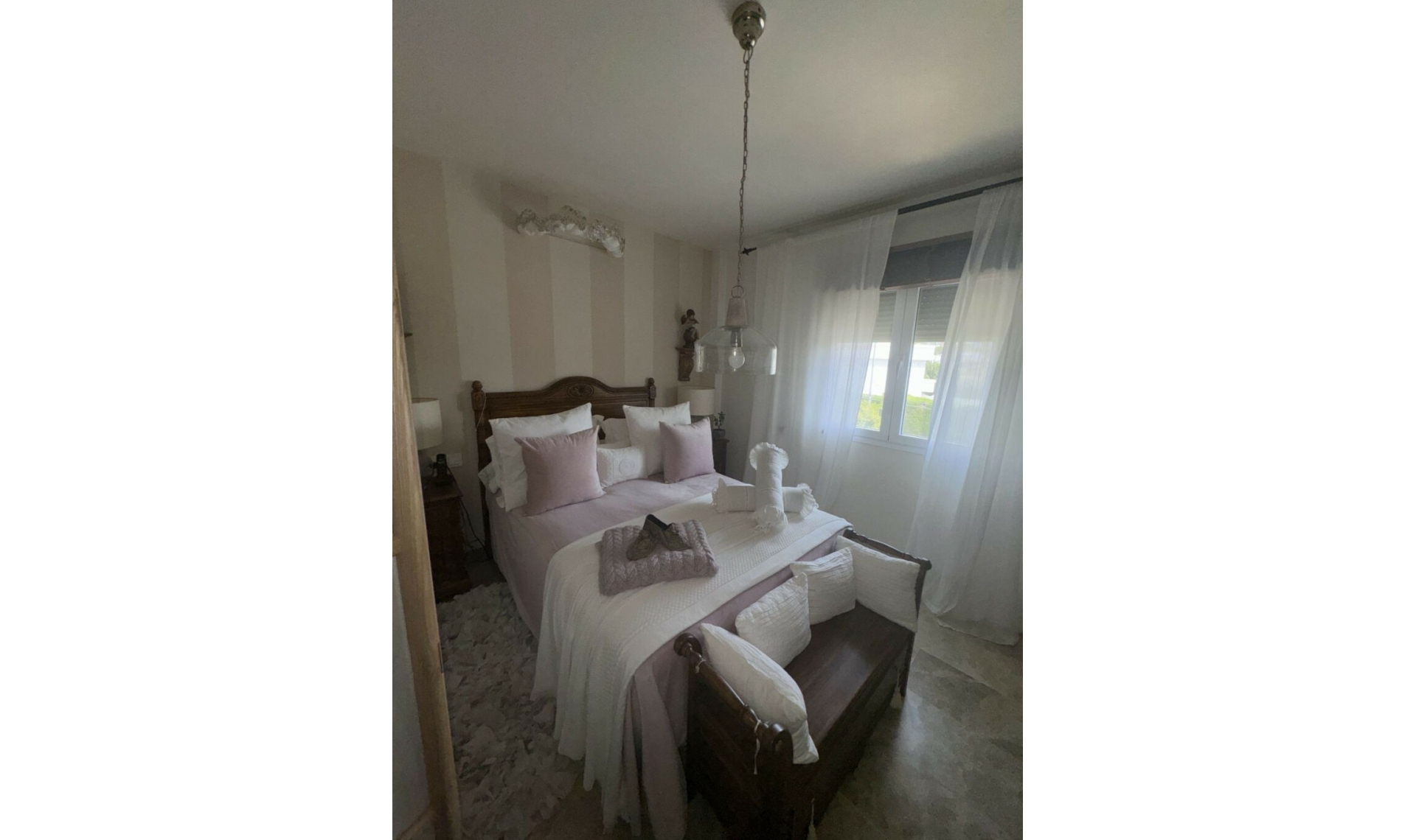 Resale - Apartment -
Marbella