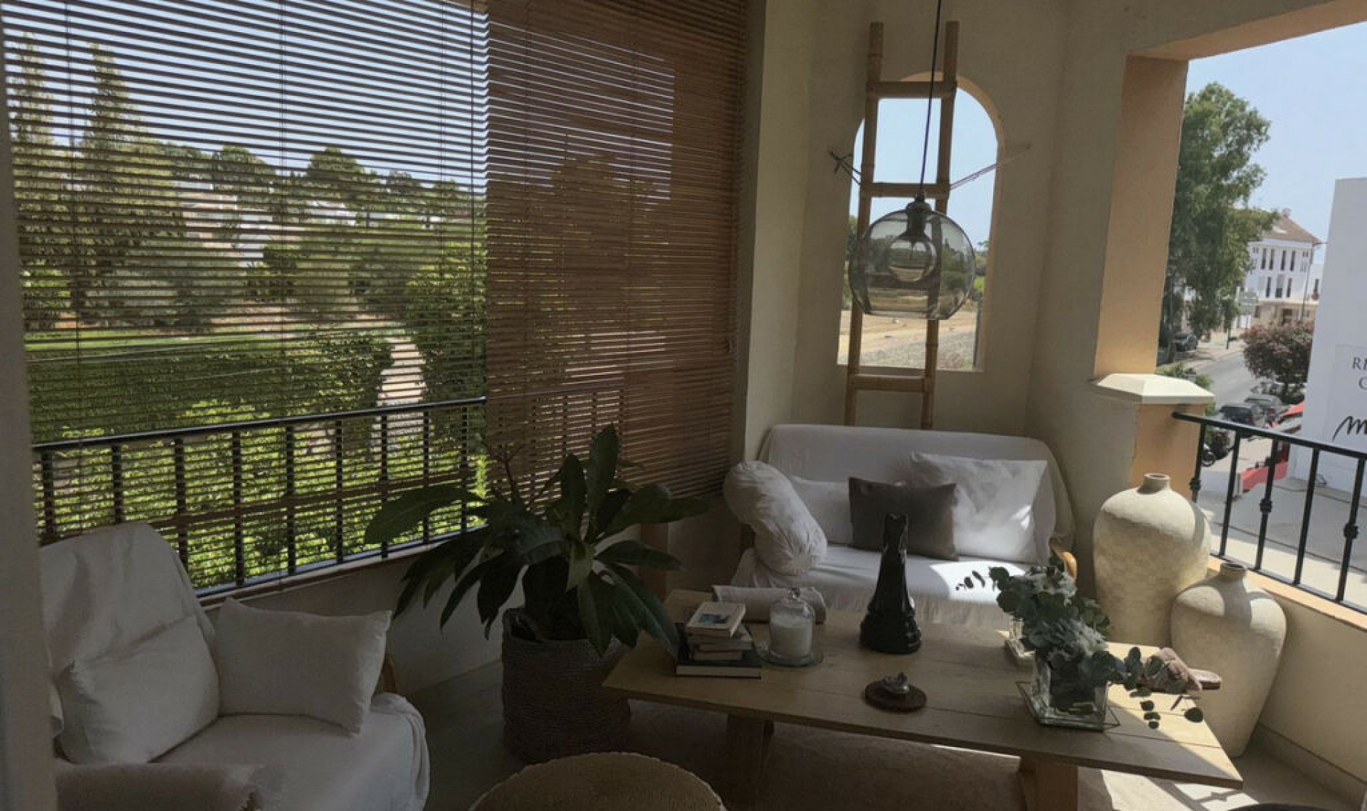 Resale - Apartment -
Marbella