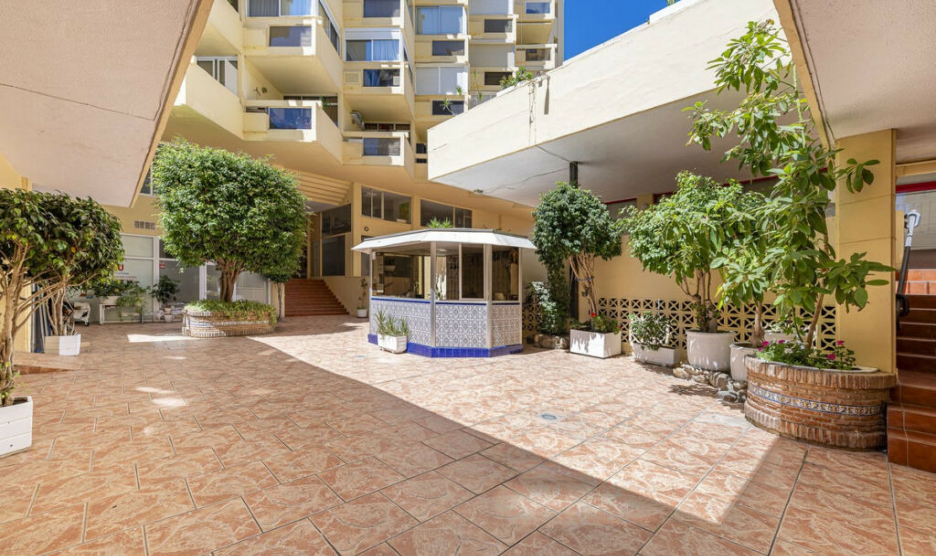 Resale - Apartment -
Marbella