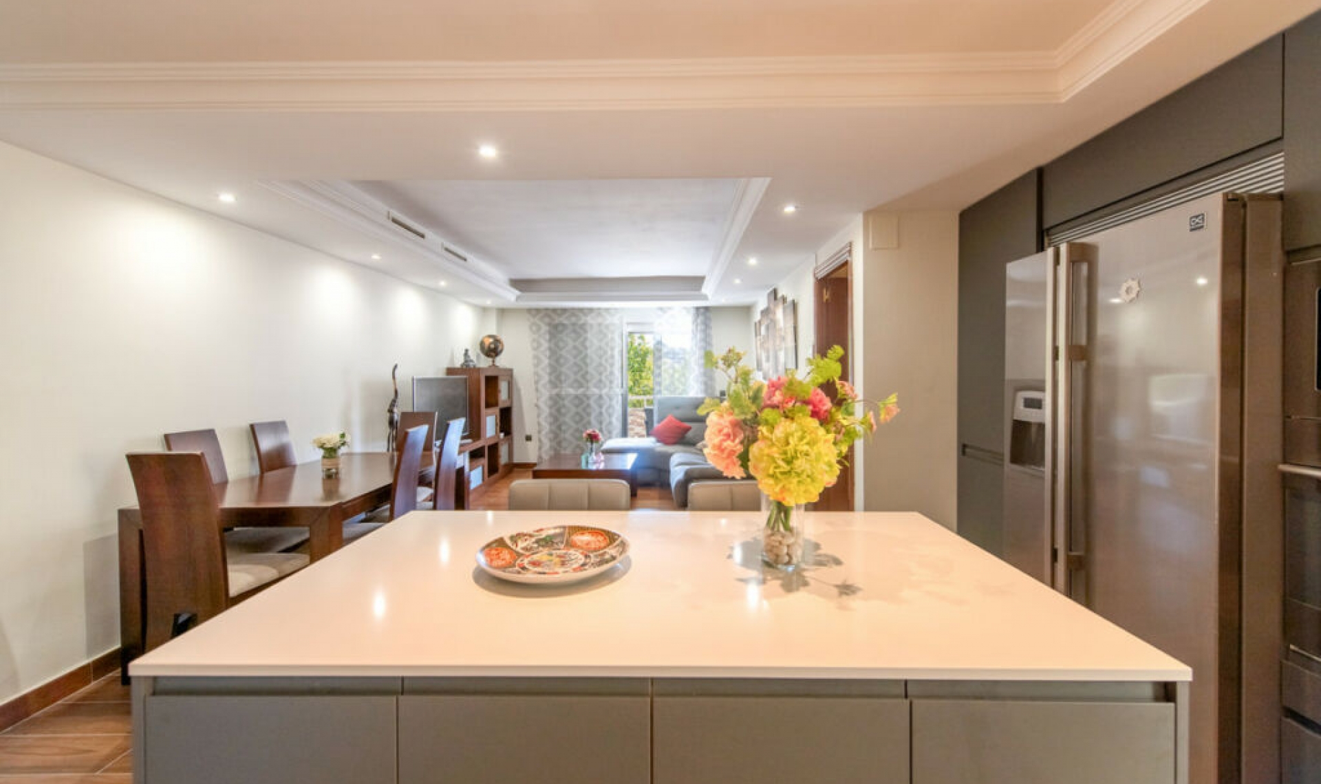 Resale - Apartment -
Marbella