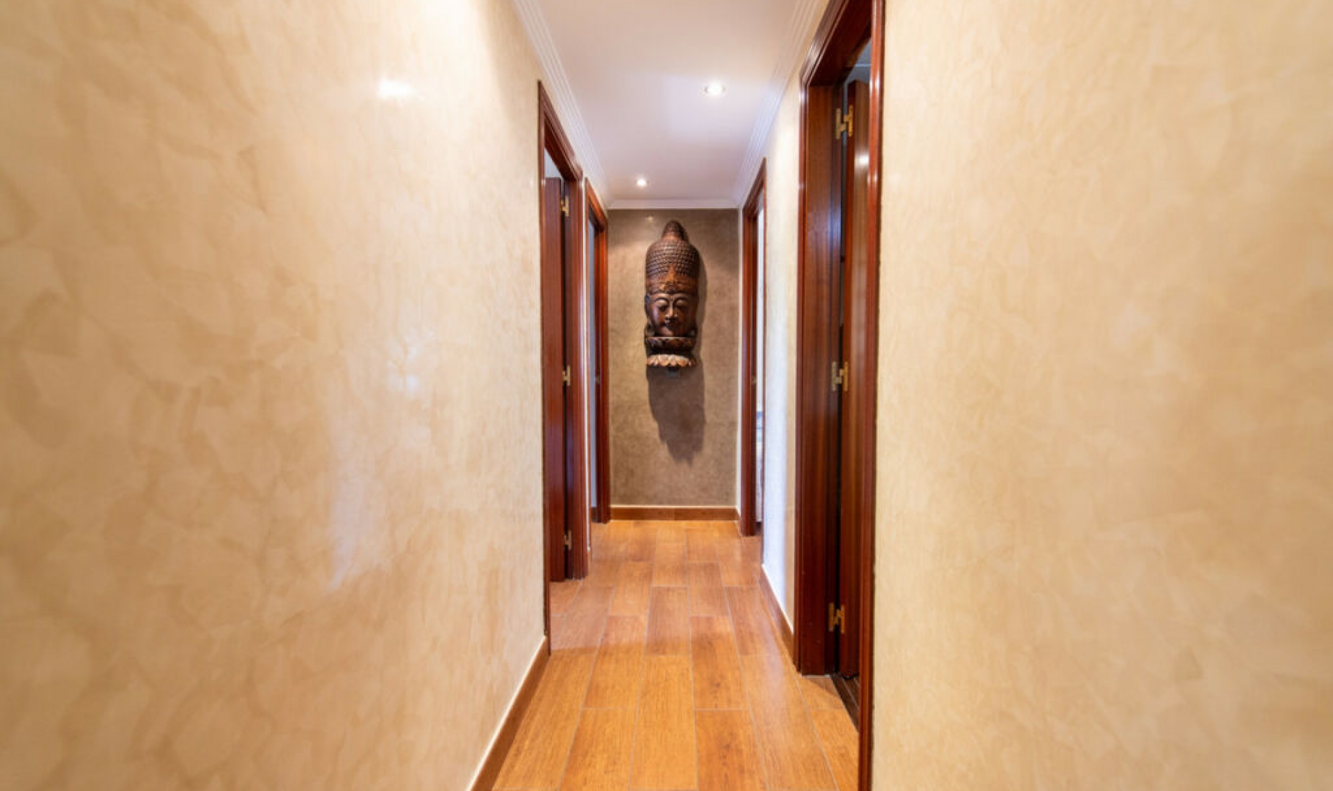 Resale - Apartment -
Marbella