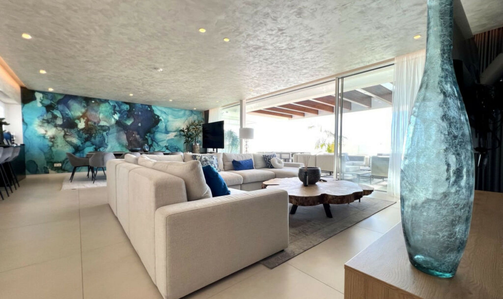 Resale - Apartment -
Marbella