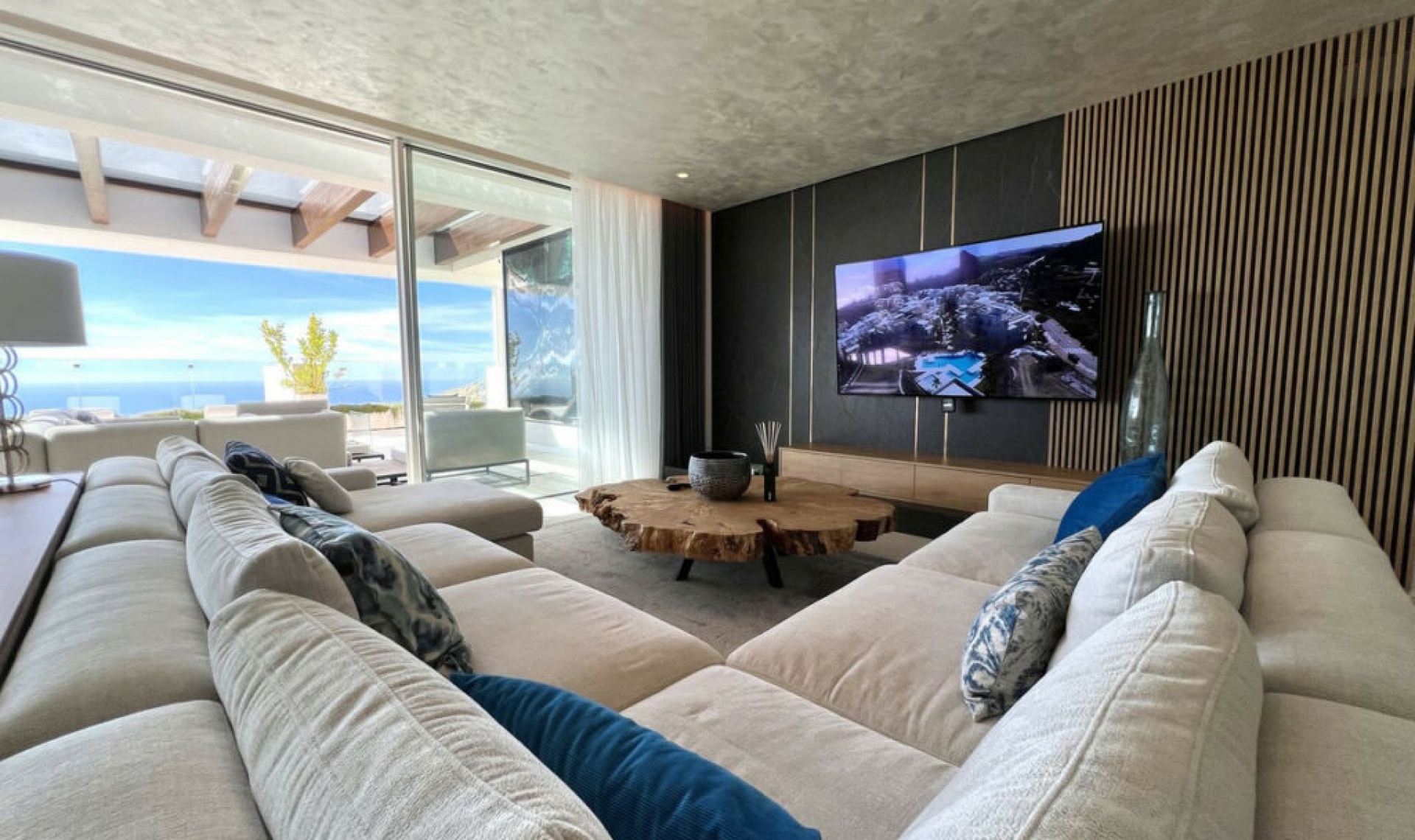 Resale - Apartment -
Marbella