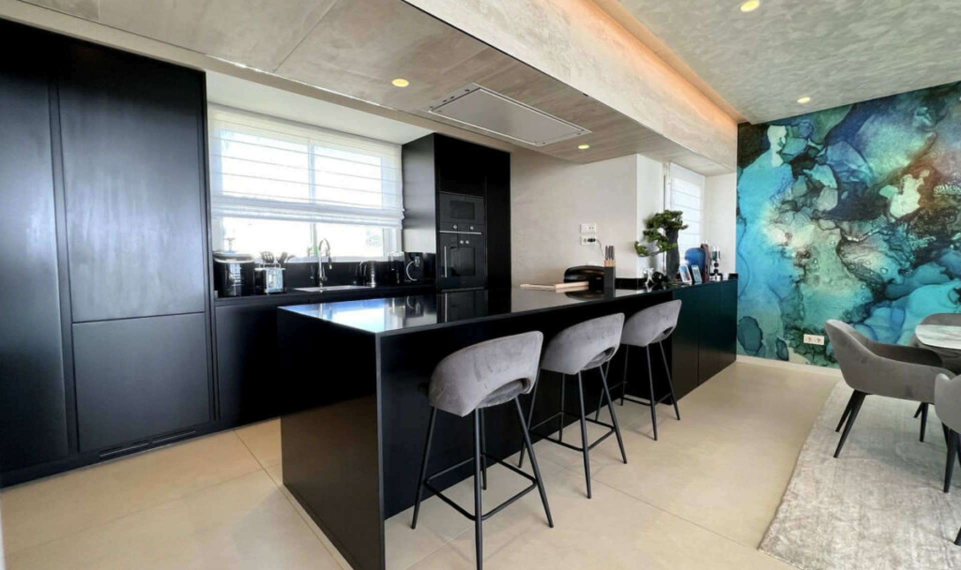 Resale - Apartment -
Marbella
