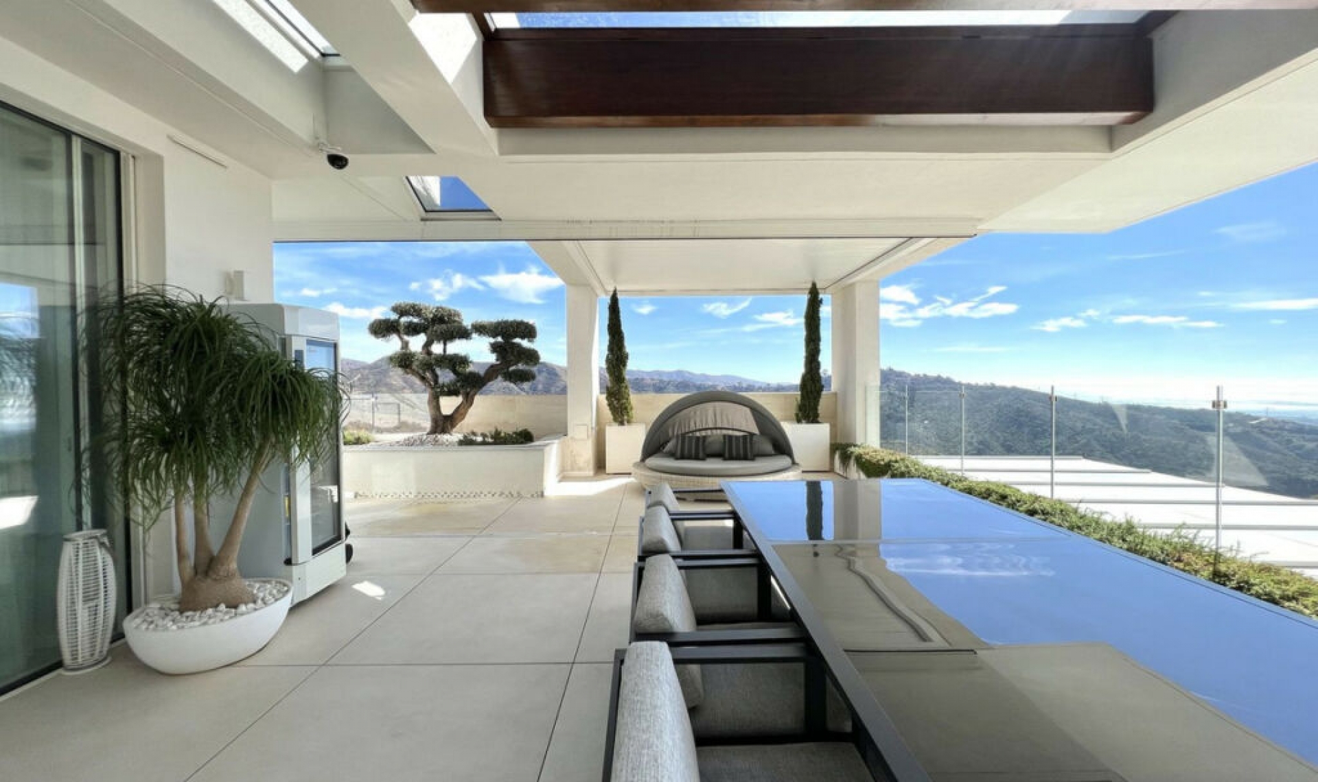 Resale - Apartment -
Marbella