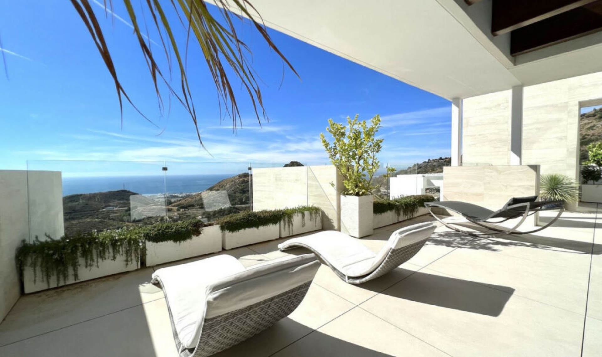 Resale - Apartment -
Marbella