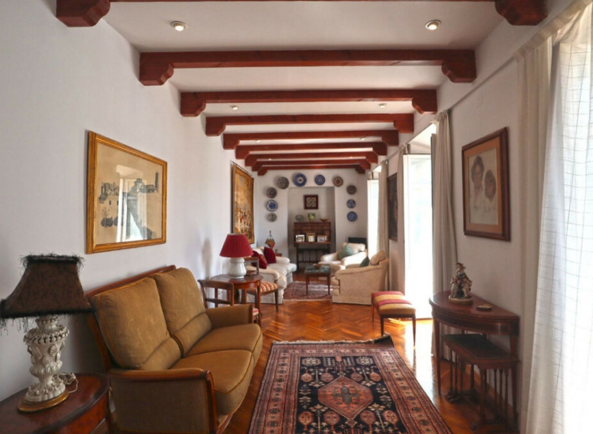 Resale - Apartment -
Marbella