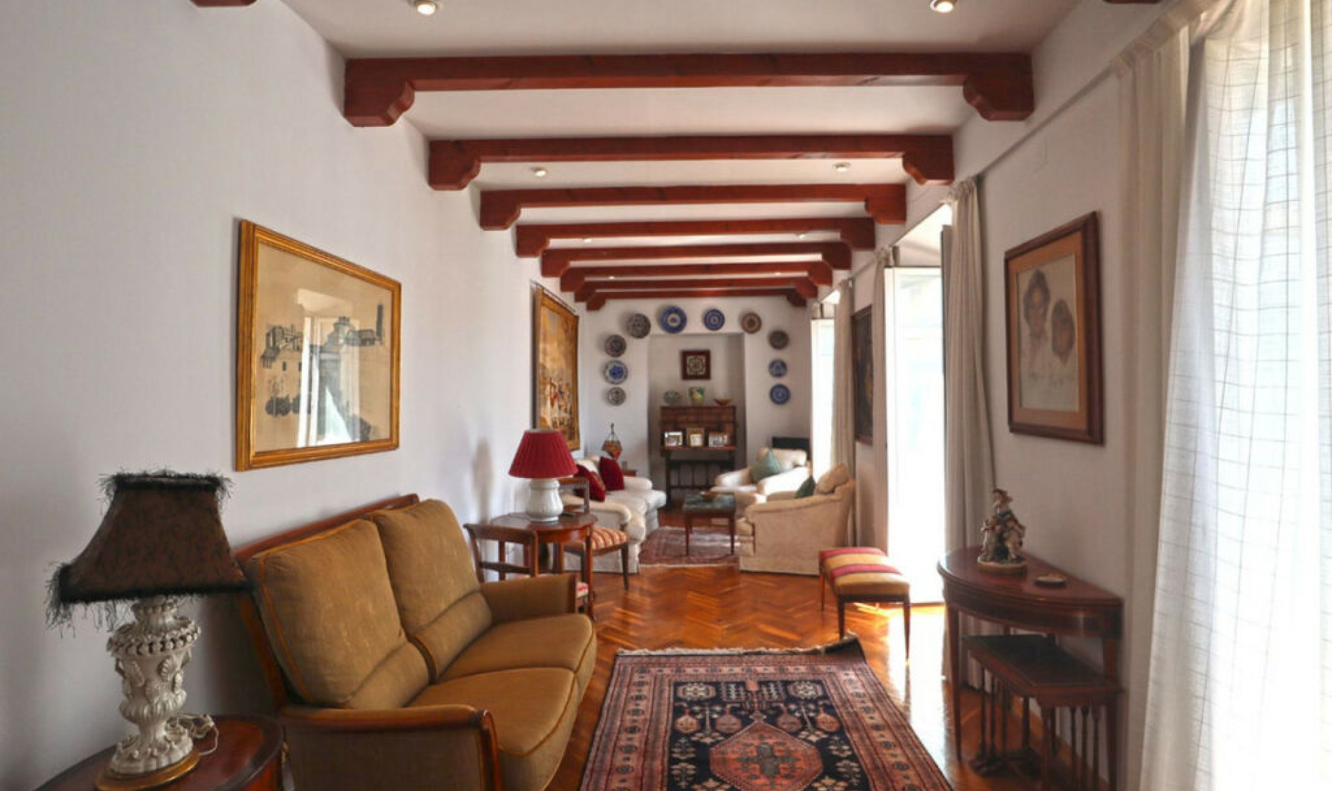 Resale - Apartment -
Marbella