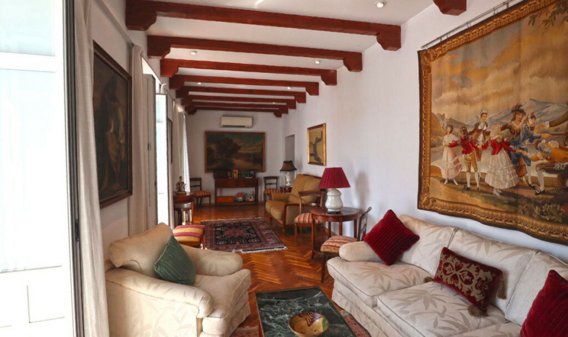 Resale - Apartment -
Marbella