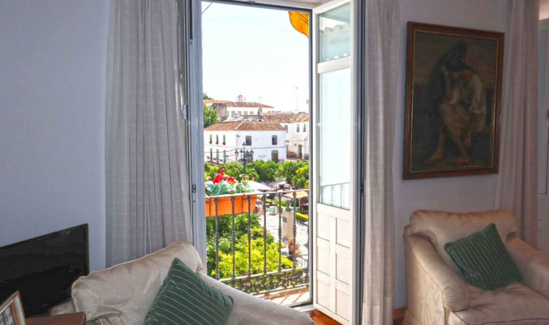 Resale - Apartment -
Marbella
