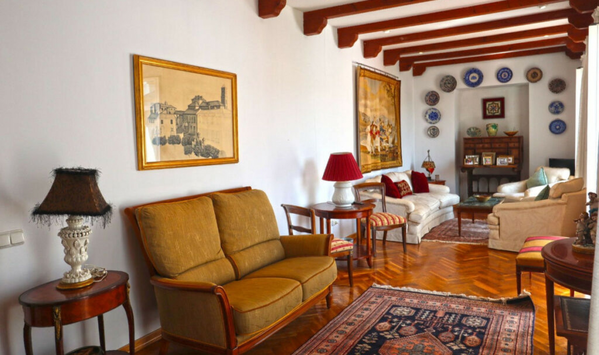 Resale - Apartment -
Marbella