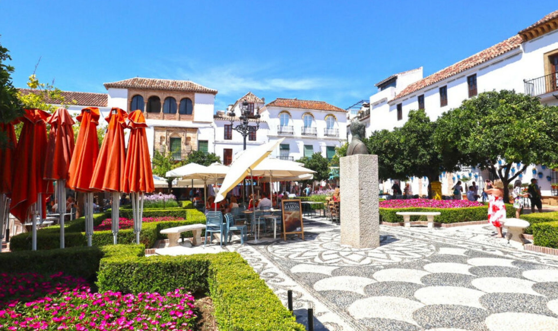 Resale - Apartment -
Marbella