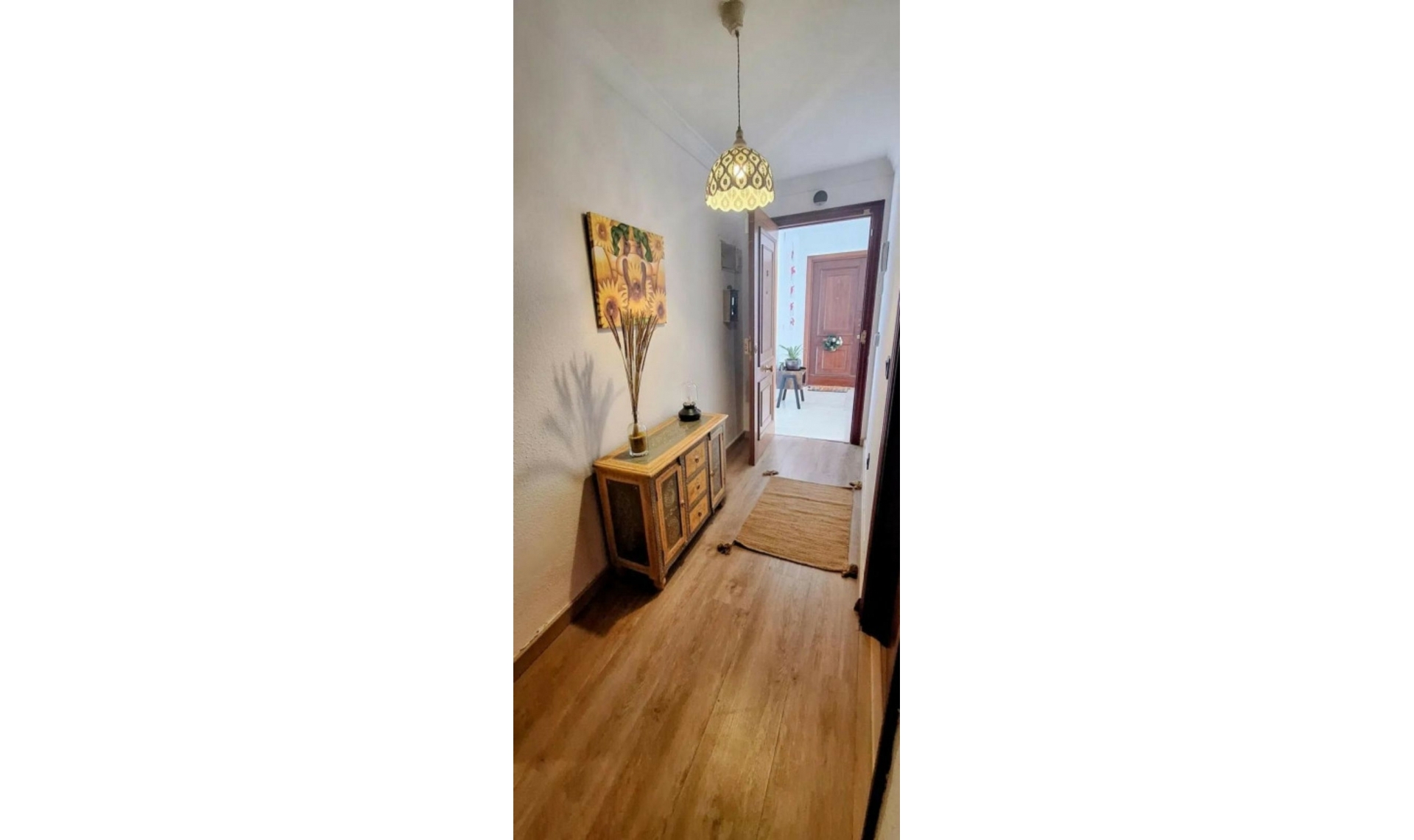 Resale - Apartment -
Marbella