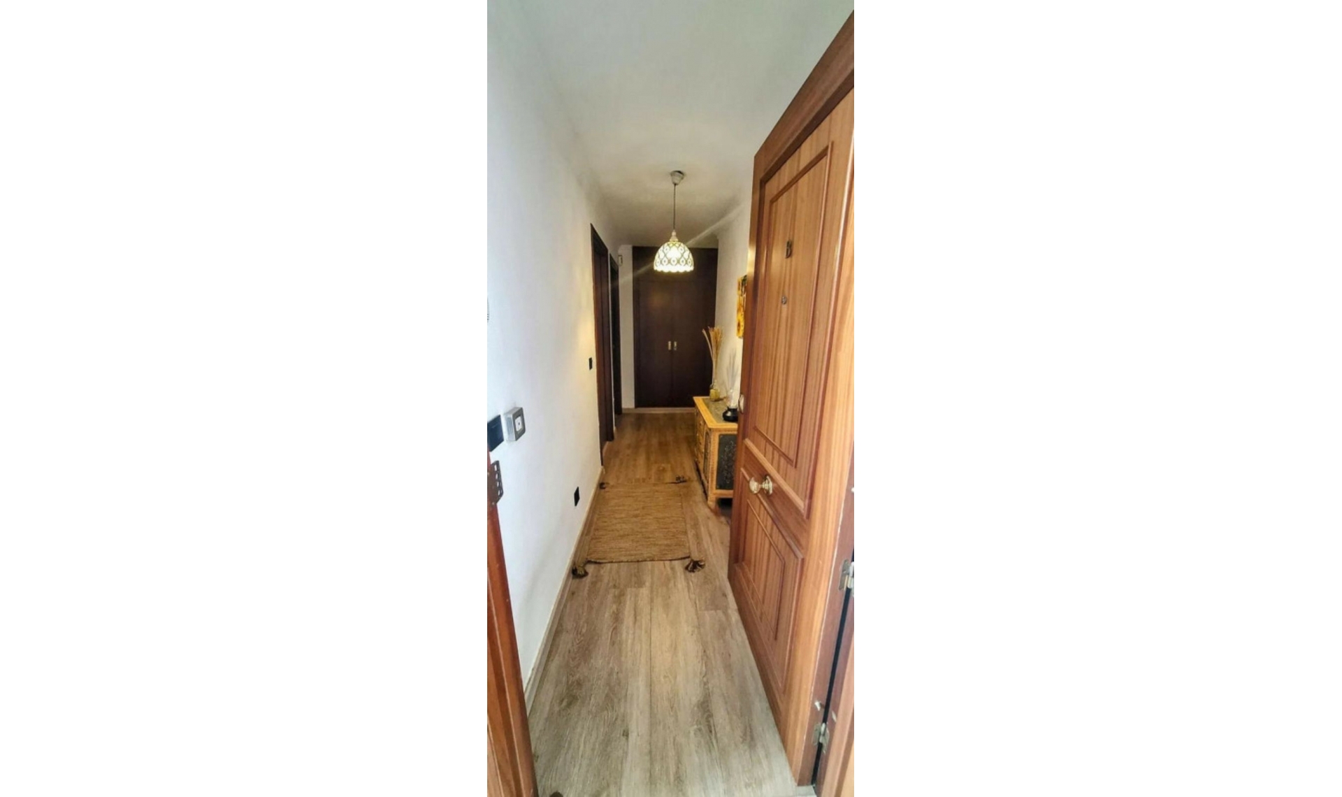 Resale - Apartment -
Marbella