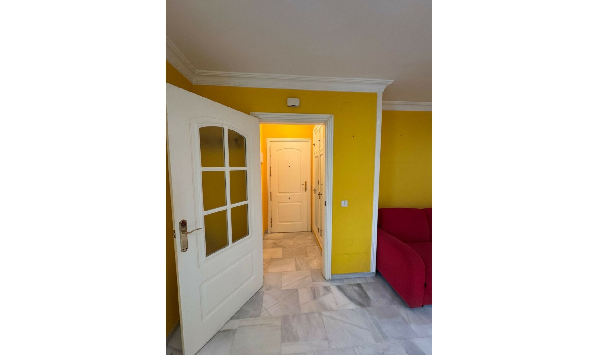 Resale - Apartment -
Marbella