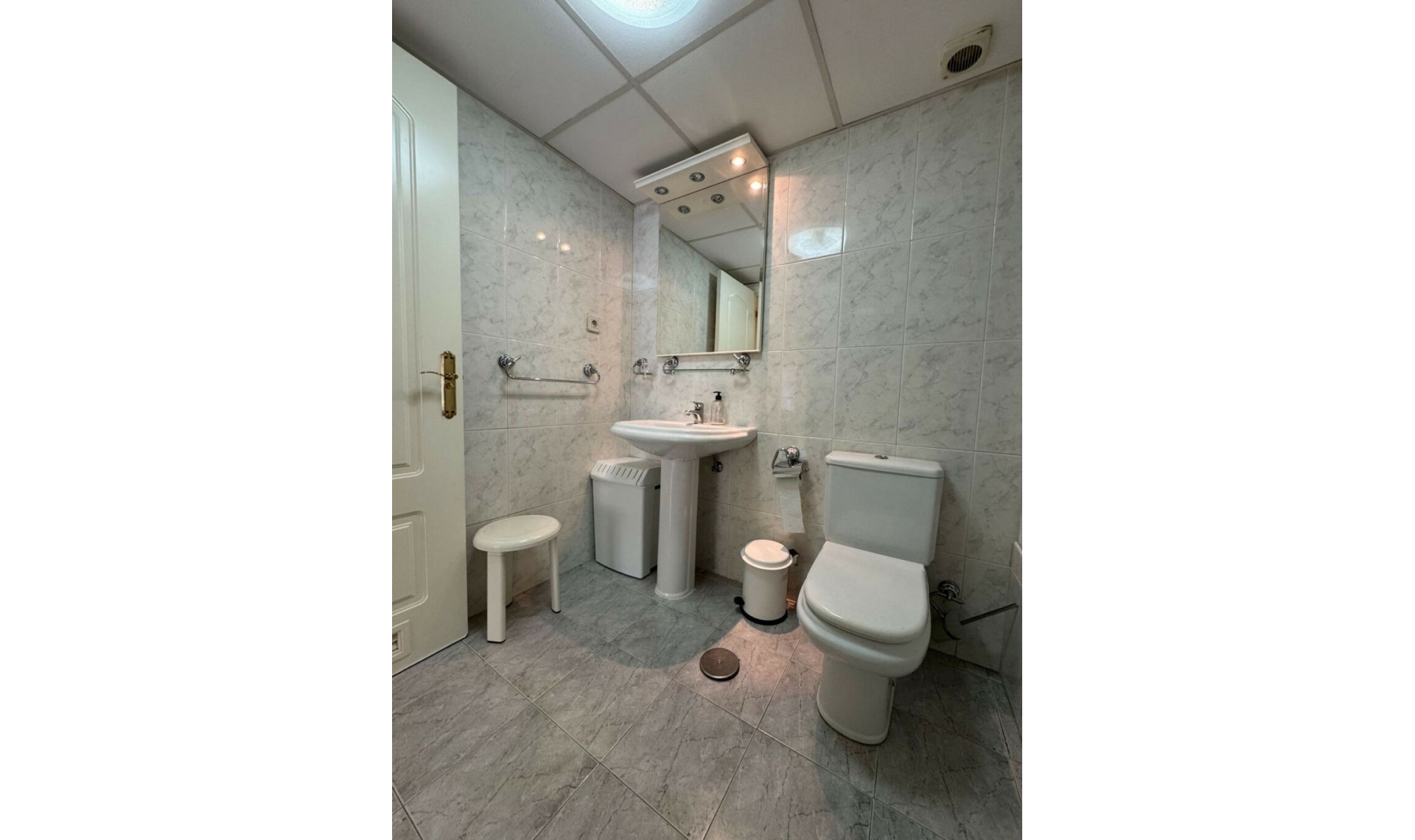 Resale - Apartment -
Marbella