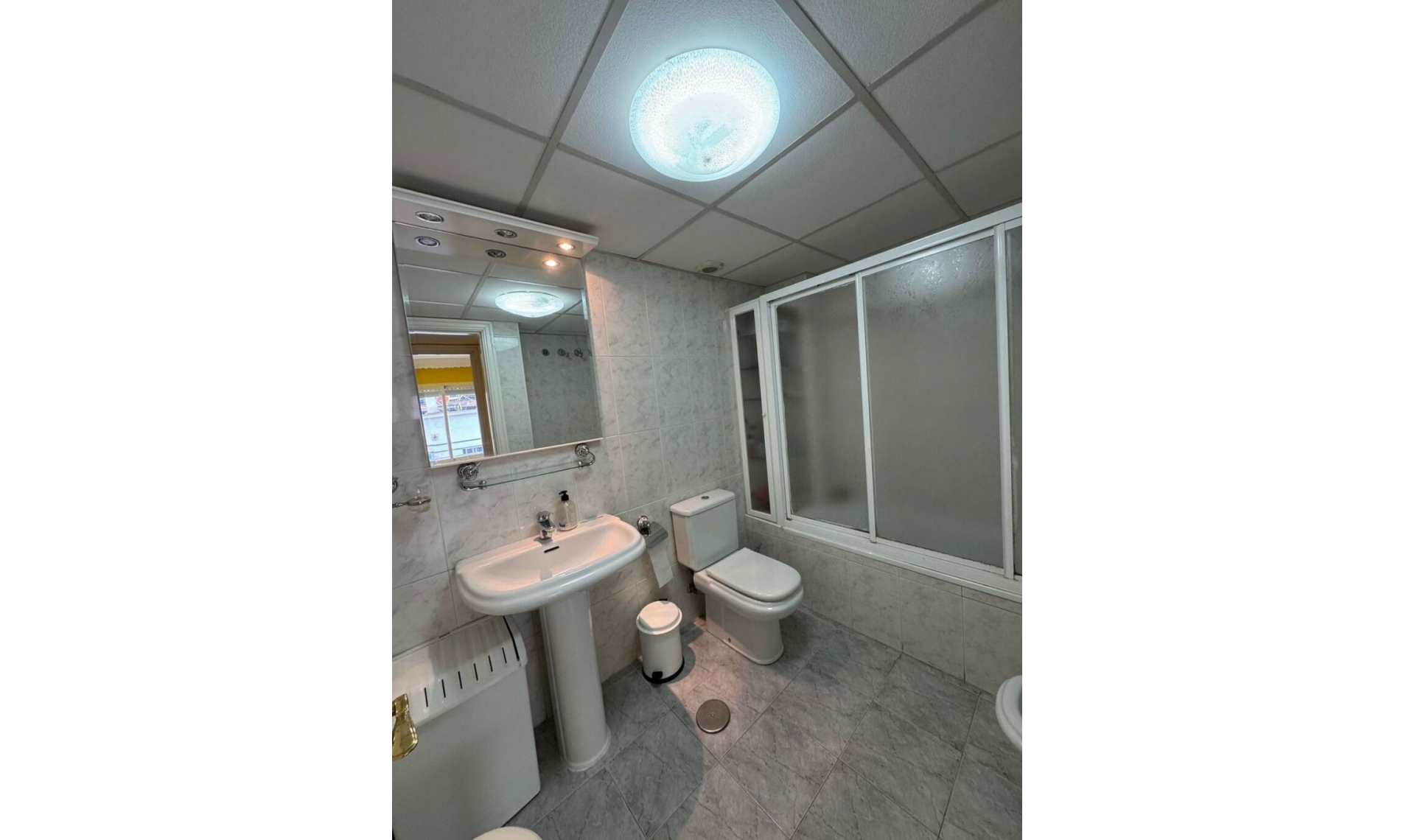 Resale - Apartment -
Marbella