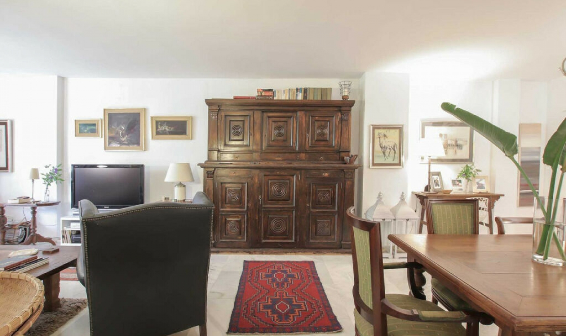 Resale - Apartment -
Marbella