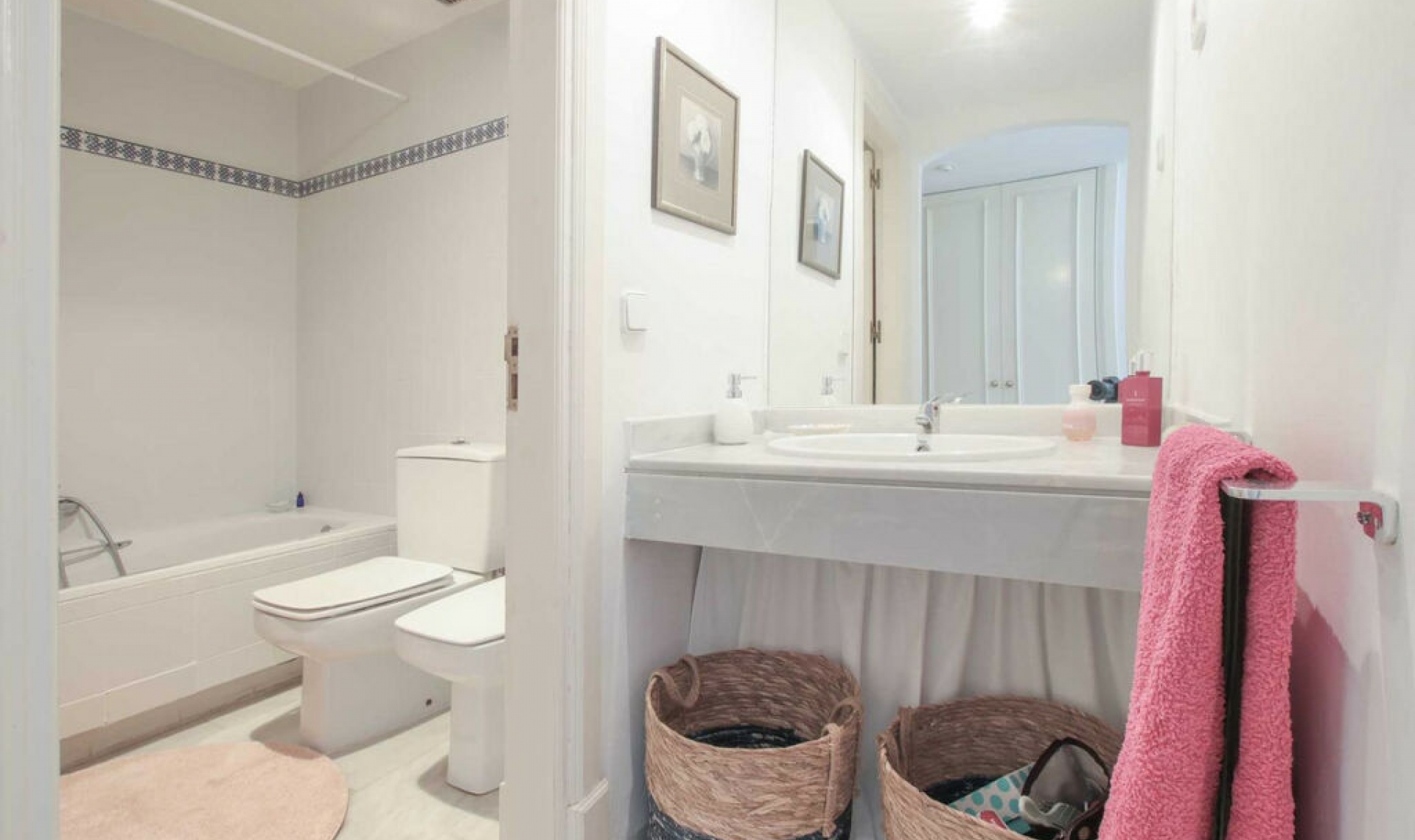 Resale - Apartment -
Marbella