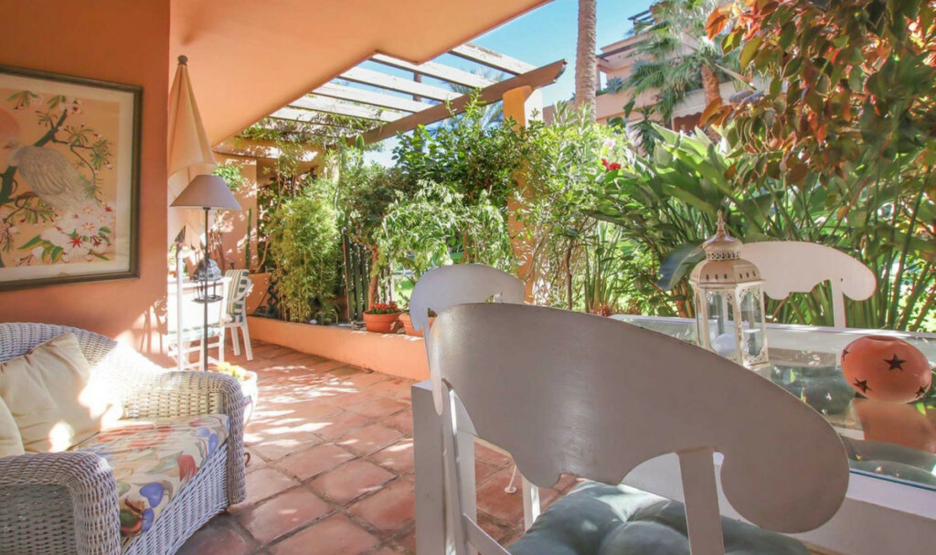 Resale - Apartment -
Marbella