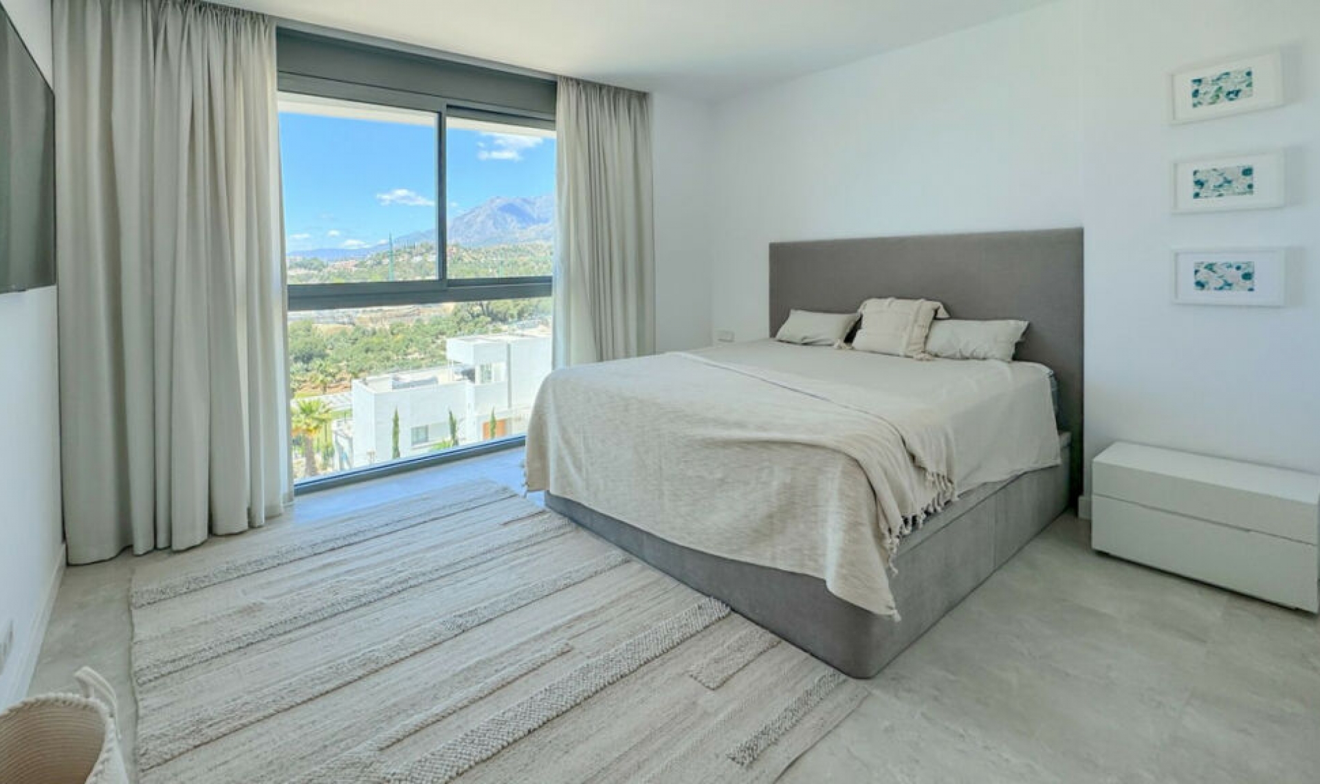 Resale - Apartment -
Marbella