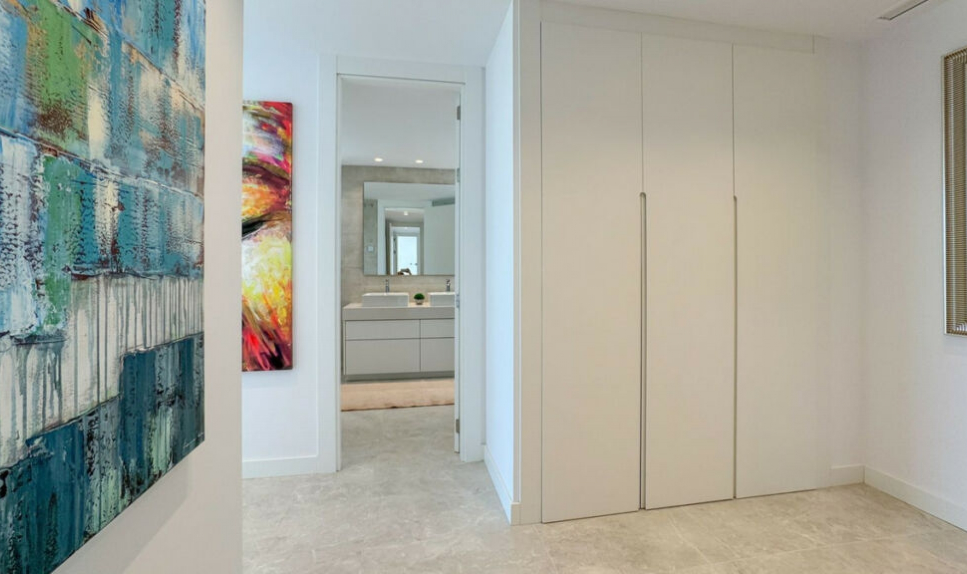 Resale - Apartment -
Marbella