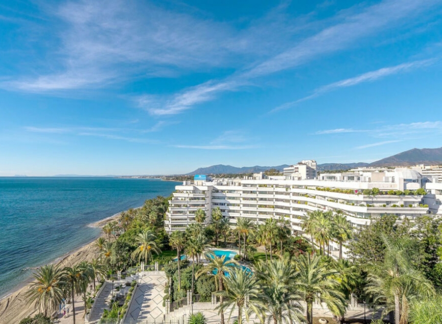 Resale - Apartment -
Marbella