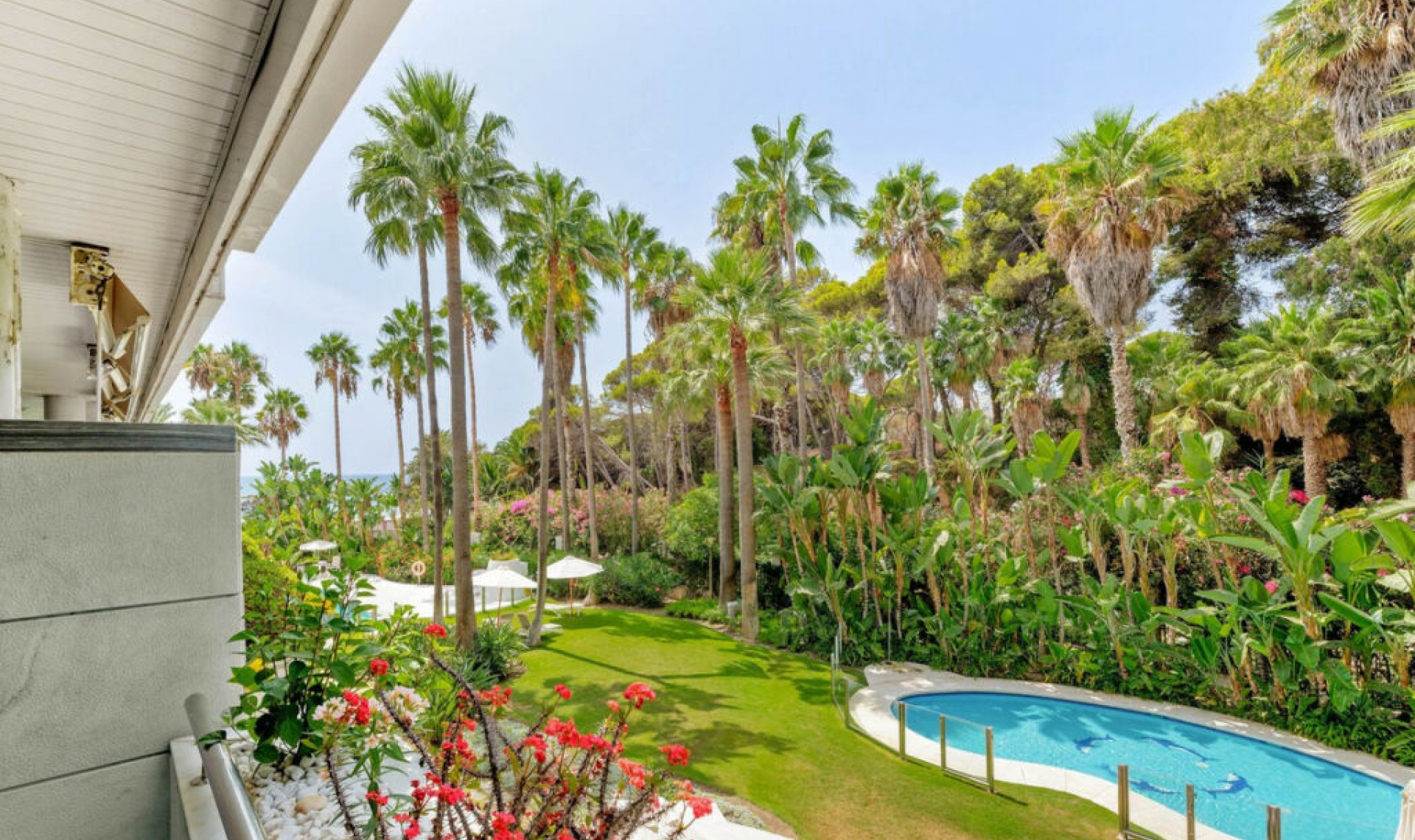 Resale - Apartment -
Marbella