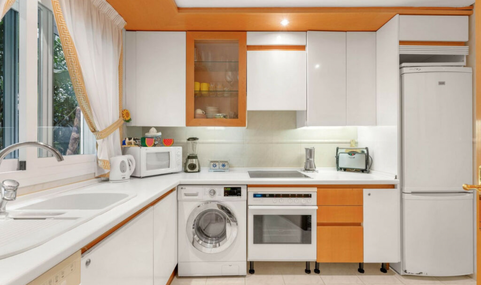 Resale - Apartment -
Marbella