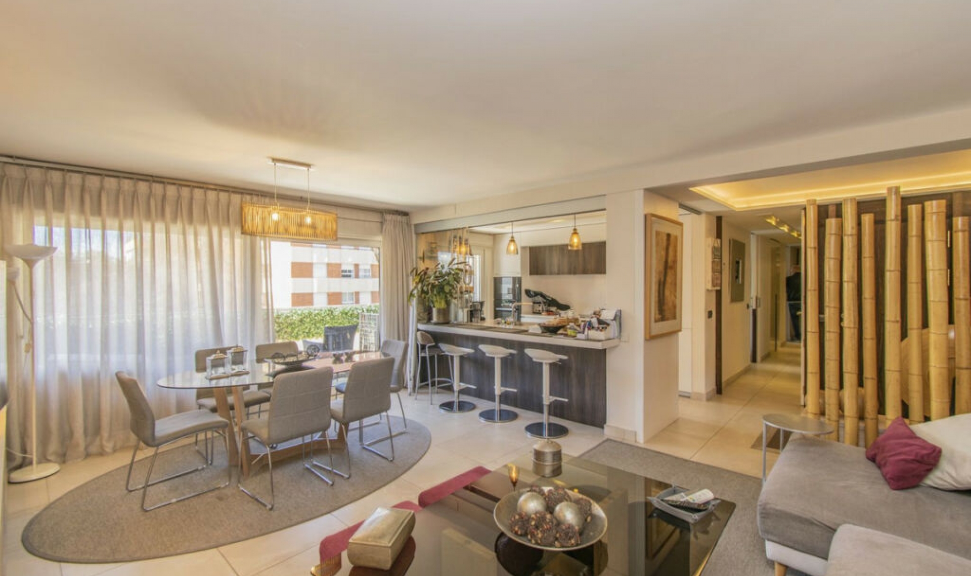 Resale - Apartment -
Marbella