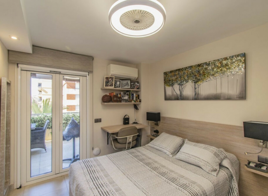 Resale - Apartment -
Marbella