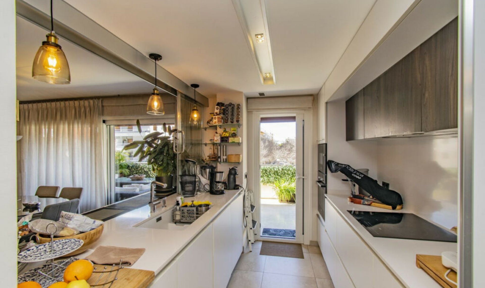 Resale - Apartment -
Marbella