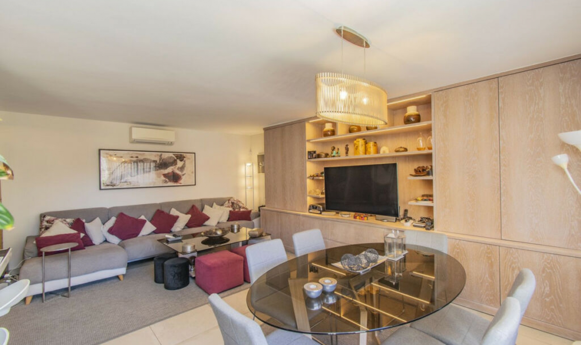 Resale - Apartment -
Marbella