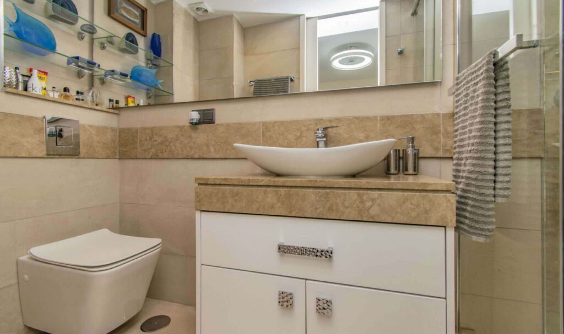 Resale - Apartment -
Marbella