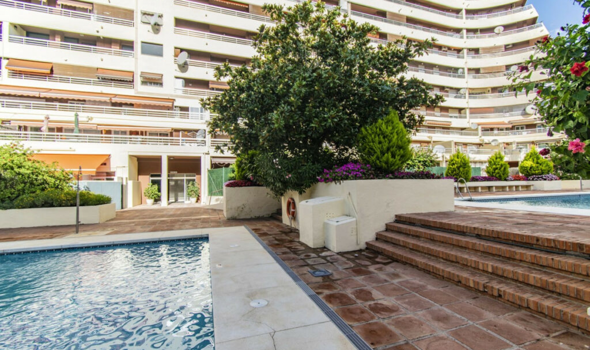 Resale - Apartment -
Marbella