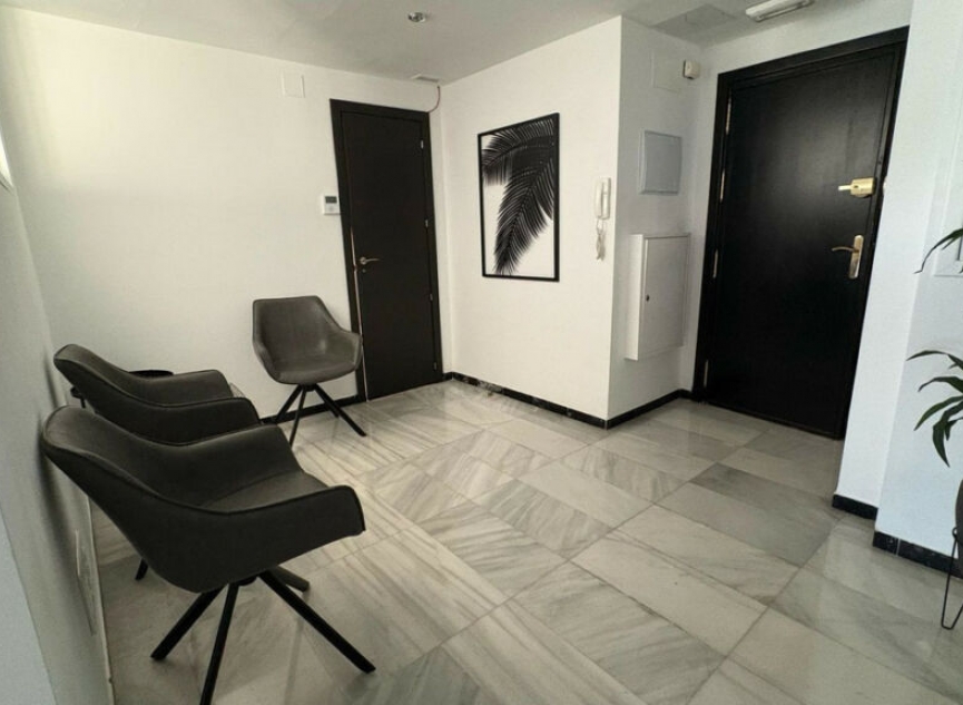 Resale - Apartment -
Marbella