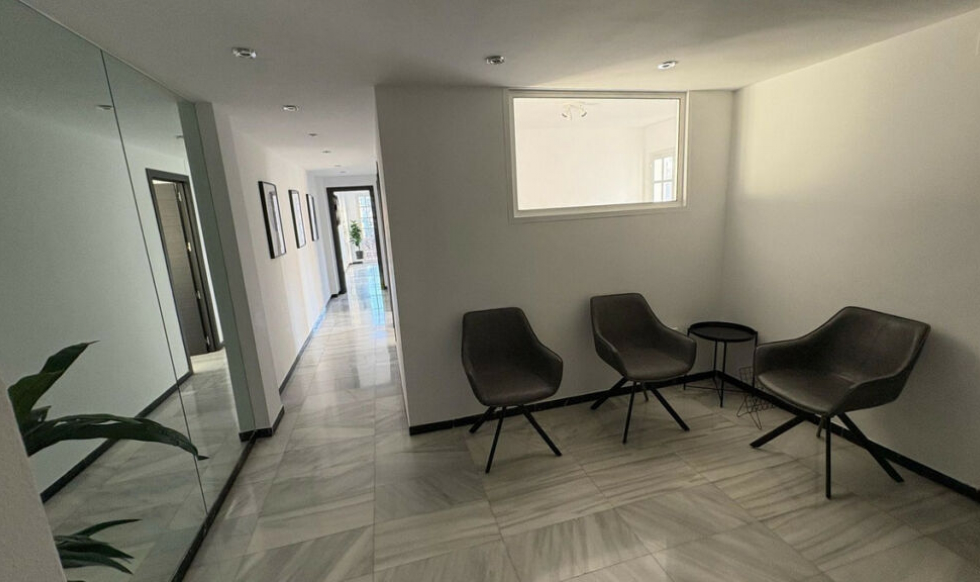 Resale - Apartment -
Marbella