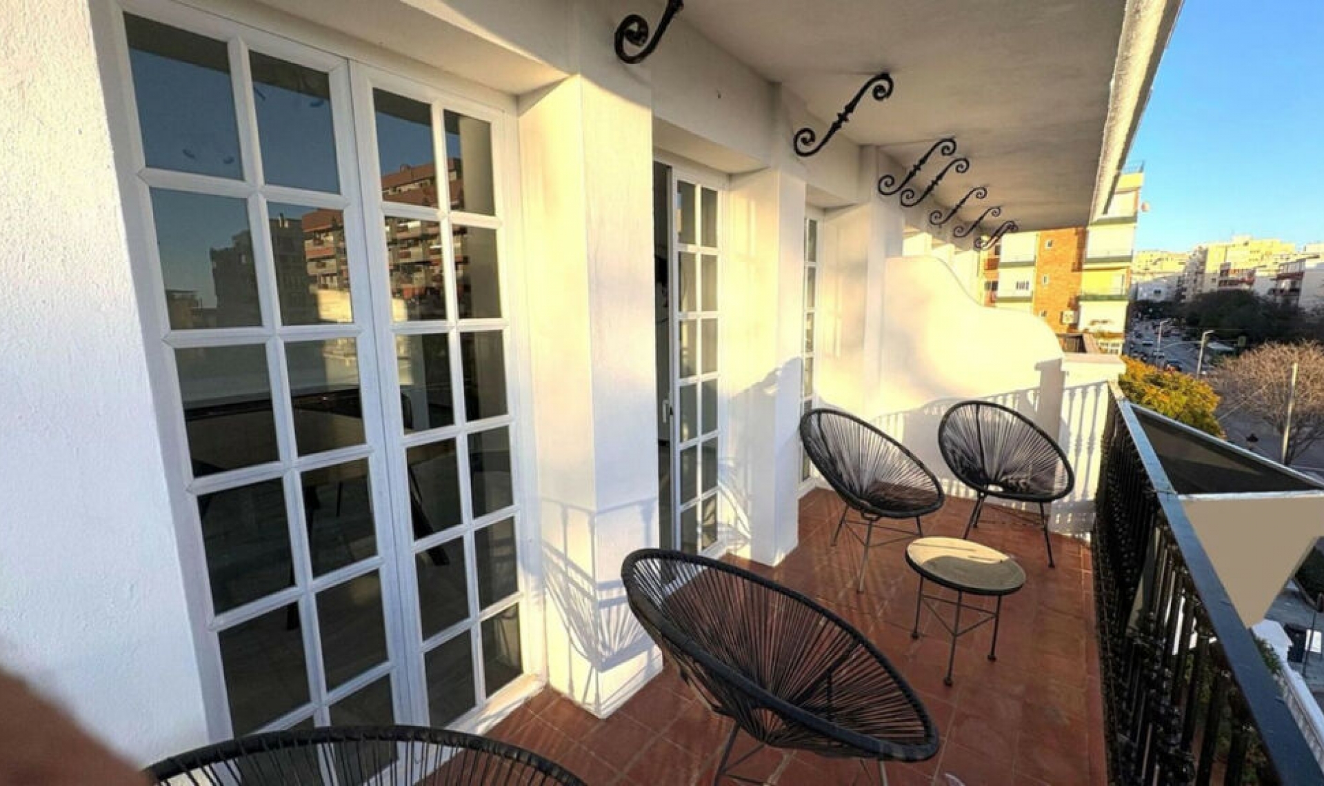 Resale - Apartment -
Marbella