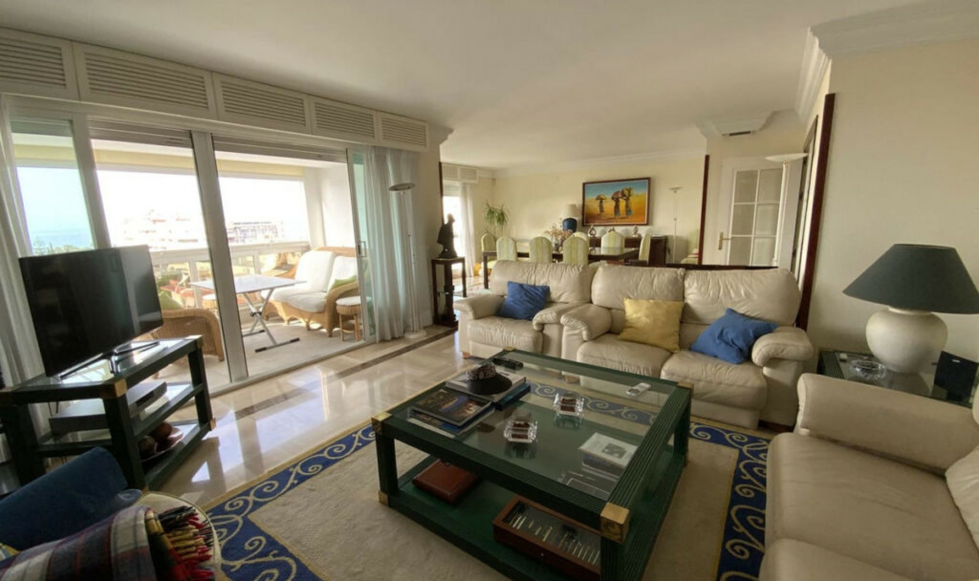 Resale - Apartment -
Marbella