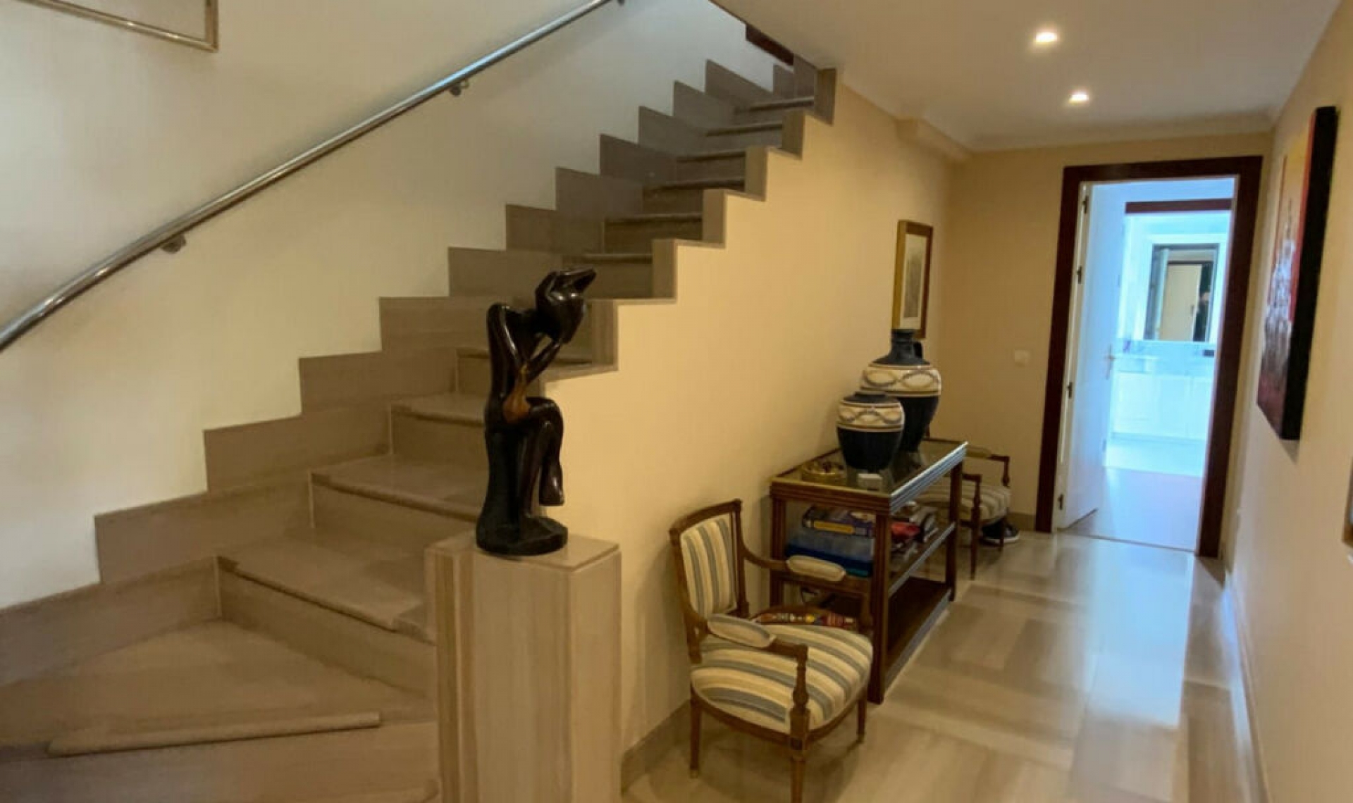 Resale - Apartment -
Marbella