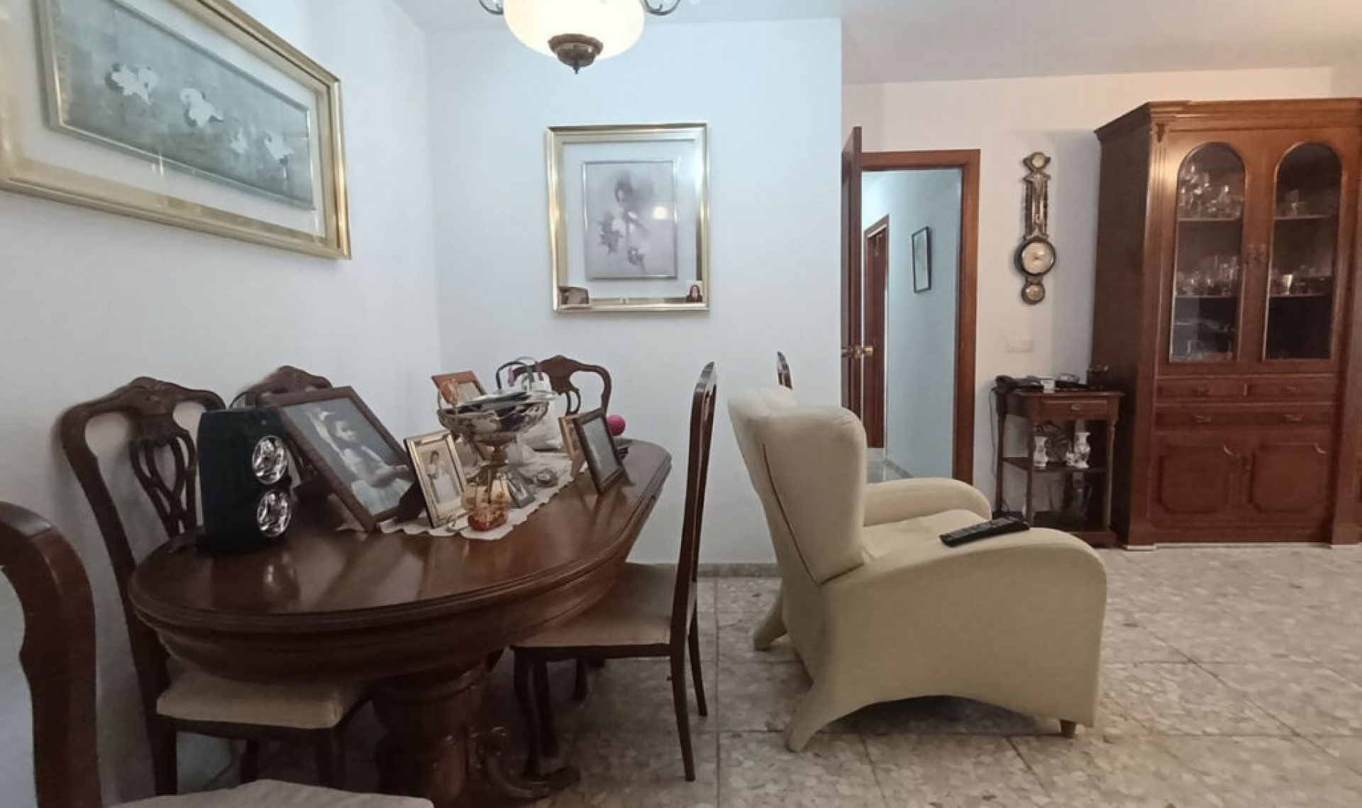 Resale - Apartment -
Marbella