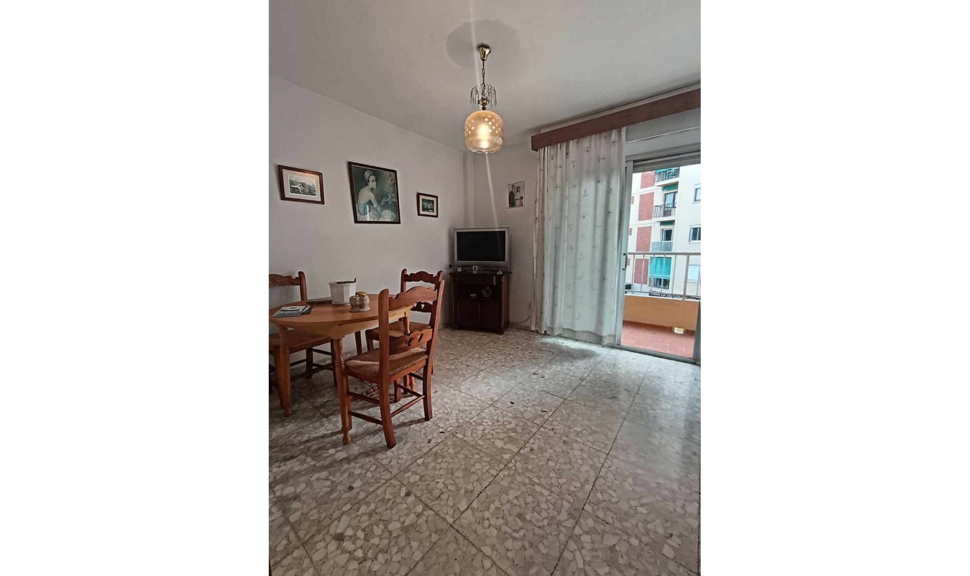 Resale - Apartment -
Marbella