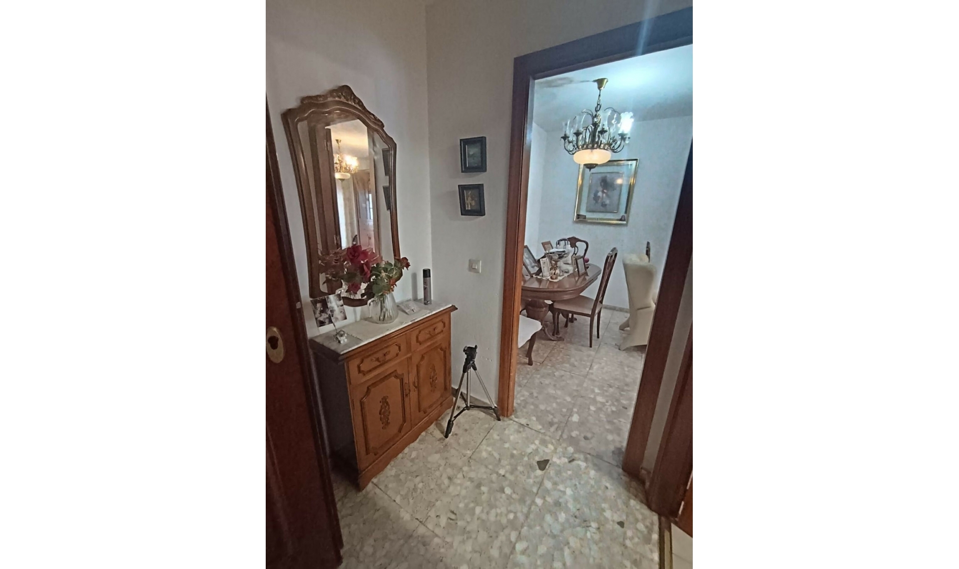 Resale - Apartment -
Marbella